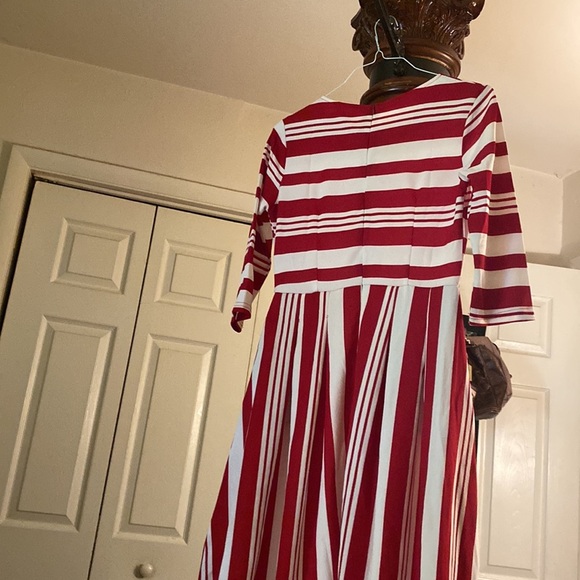 COPY - Spring dress baige and burgundy candy stripper - Picture 5 of 8